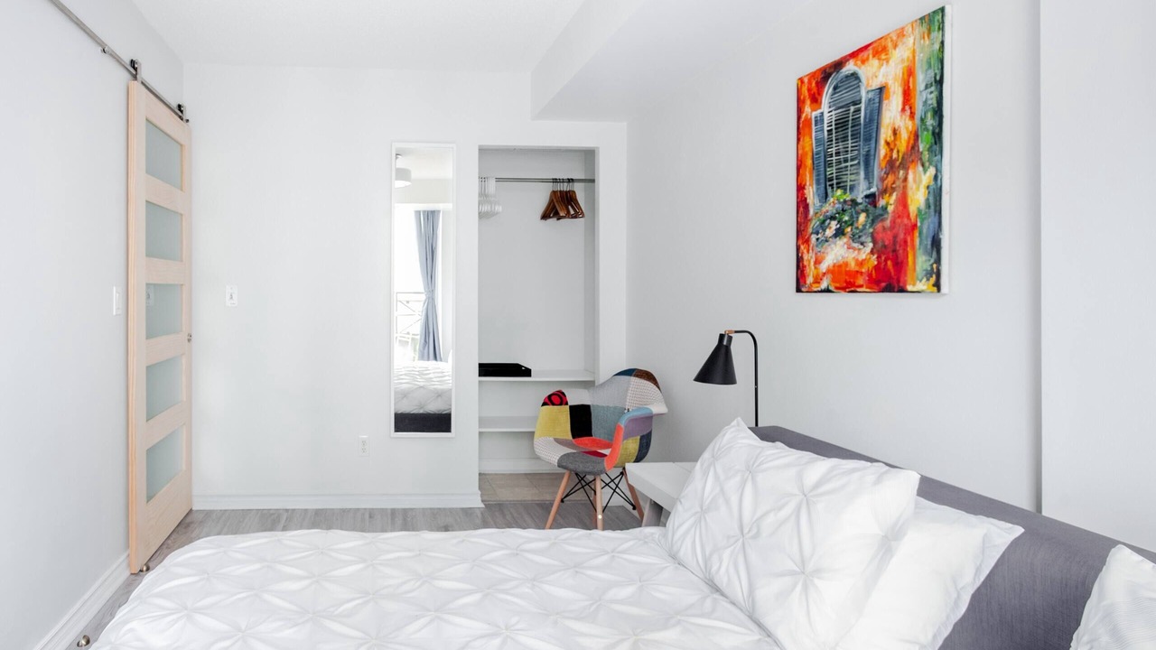 Photo of Bedroom in Financial District