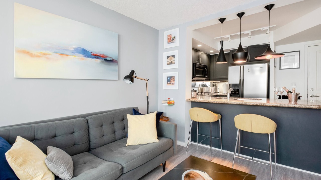 Photo of Livingroom in Financial District