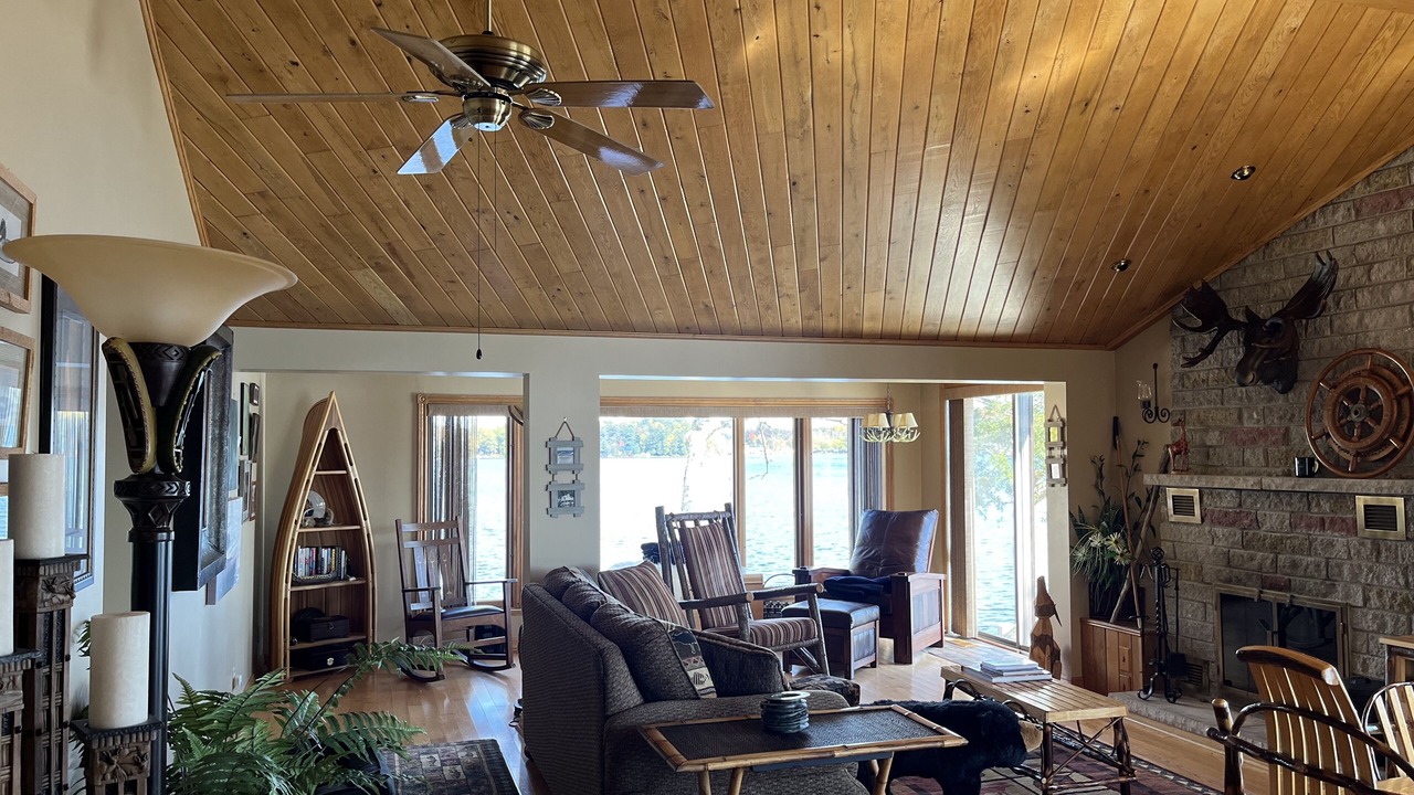 Photo of Livingroom in Leeds and the Thousand Islands