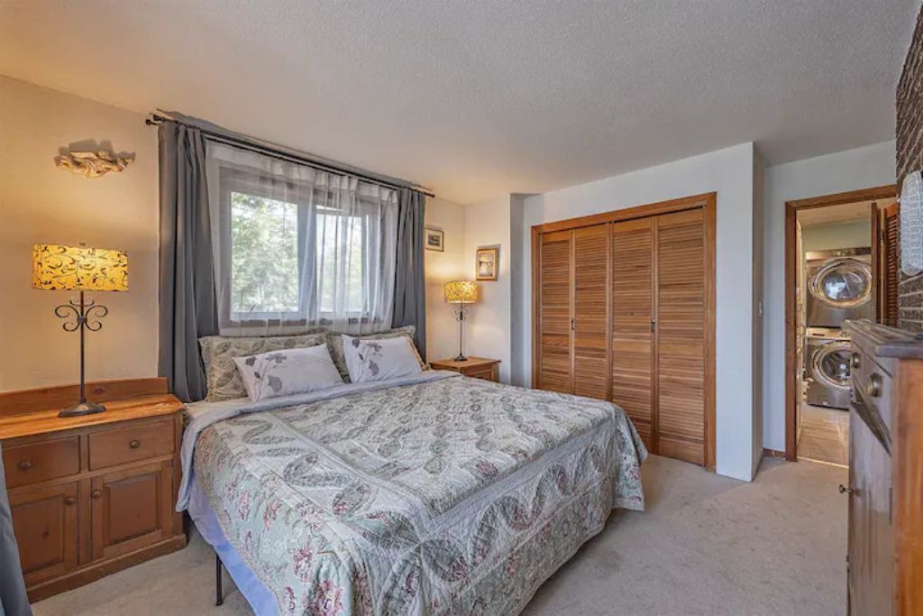 Photo of Bedroom in Frontenac