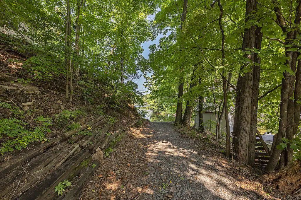 Photo of Outdoor in Frontenac