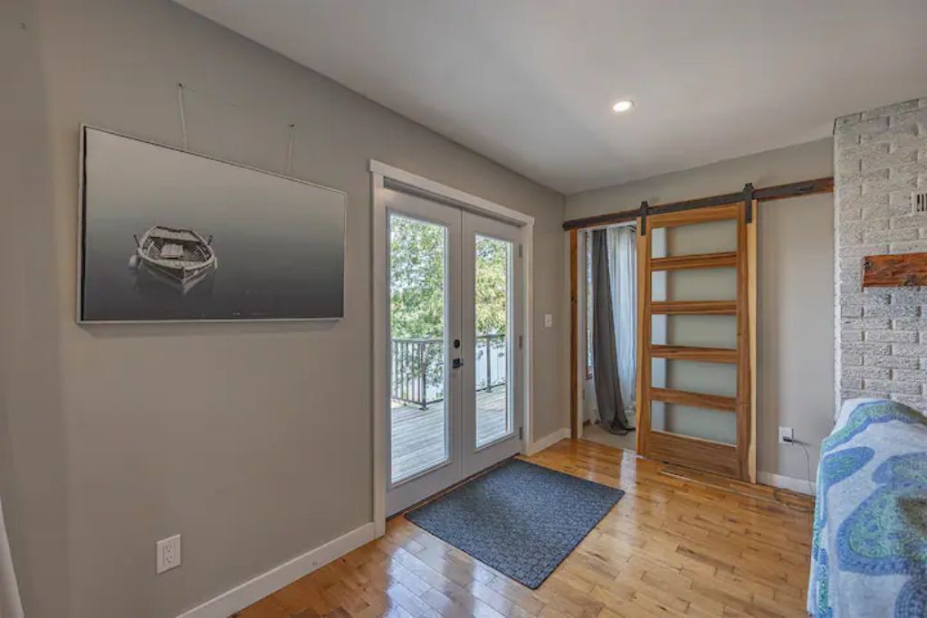 Photo of Bedroom in Frontenac