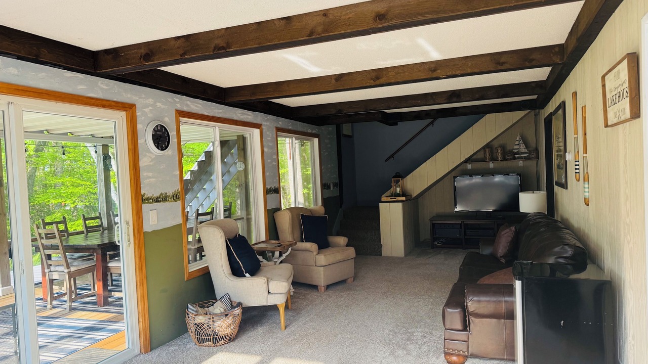 Photo of Livingroom in Ossipee