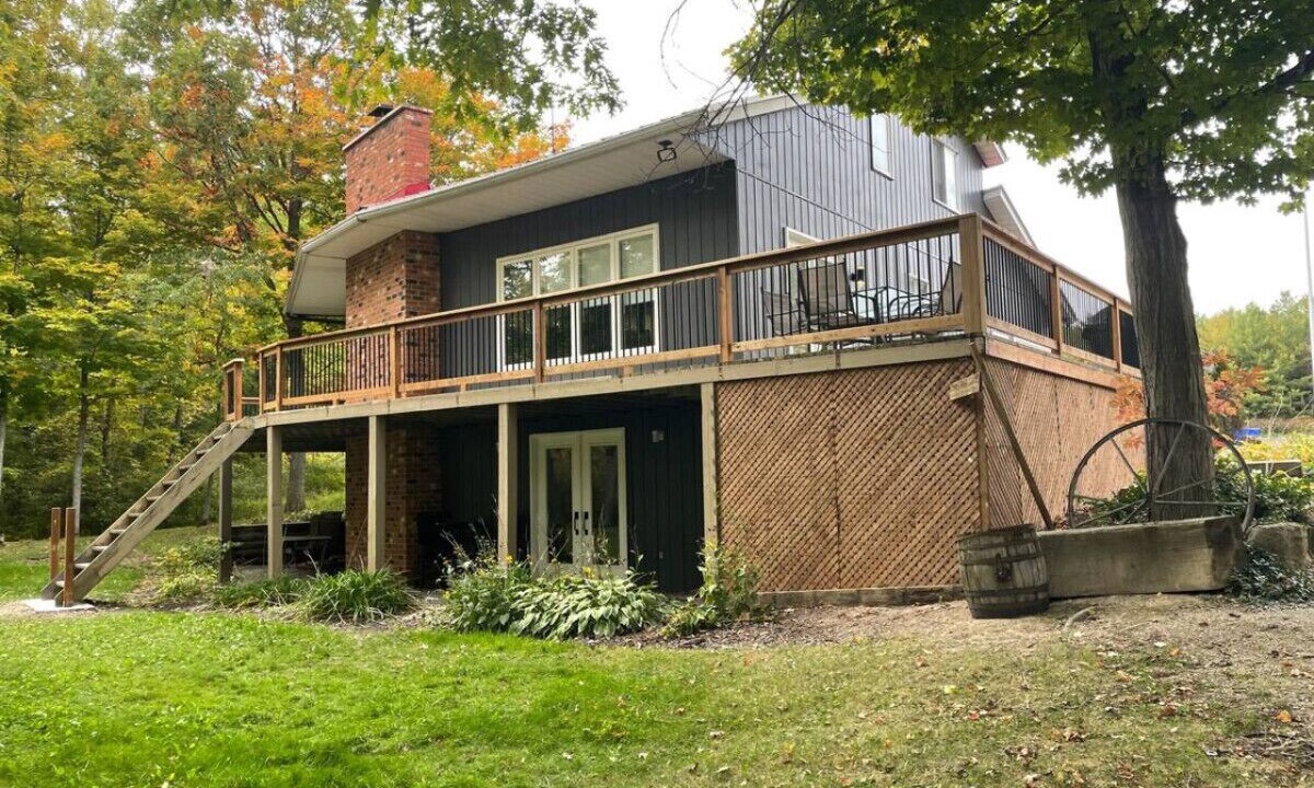 Photo of Outdoor in Cayuga