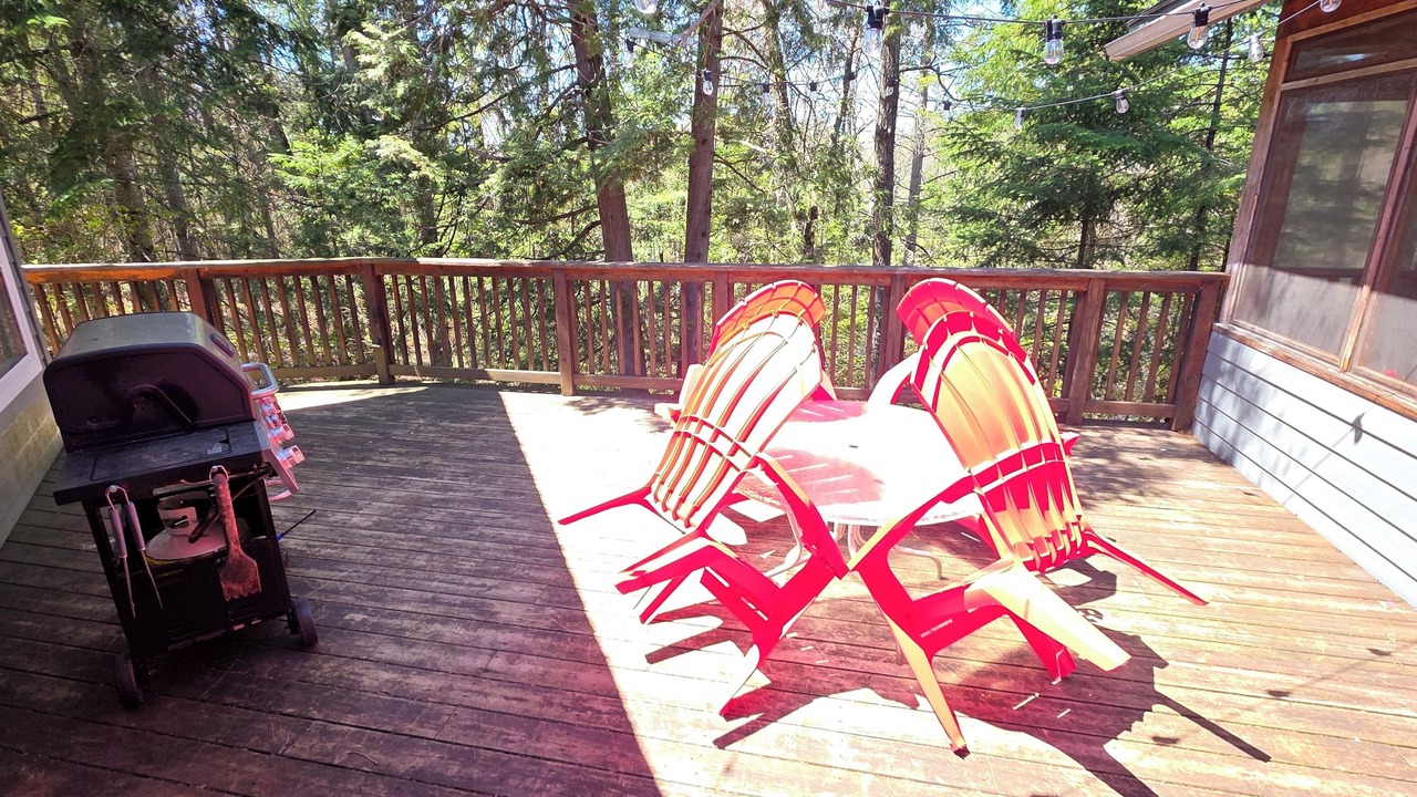 Photo of Patio Balcony in Haliburton