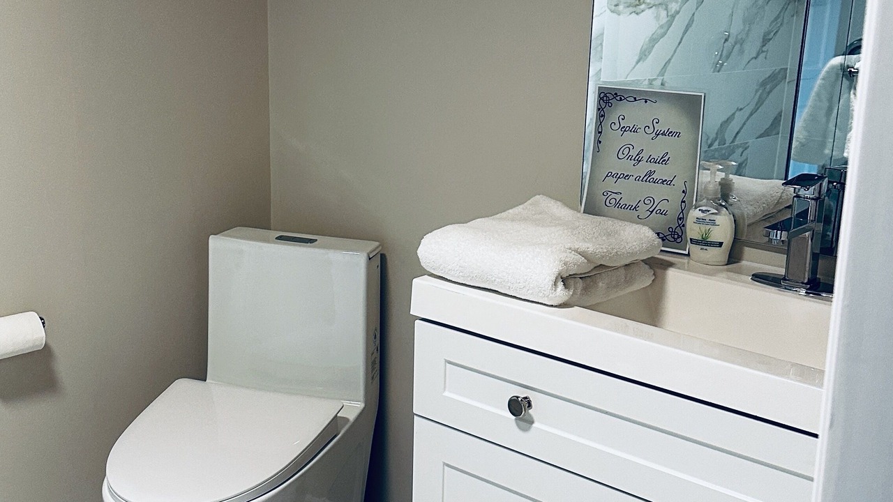 Photo of Bathroom in Laurentian Valley