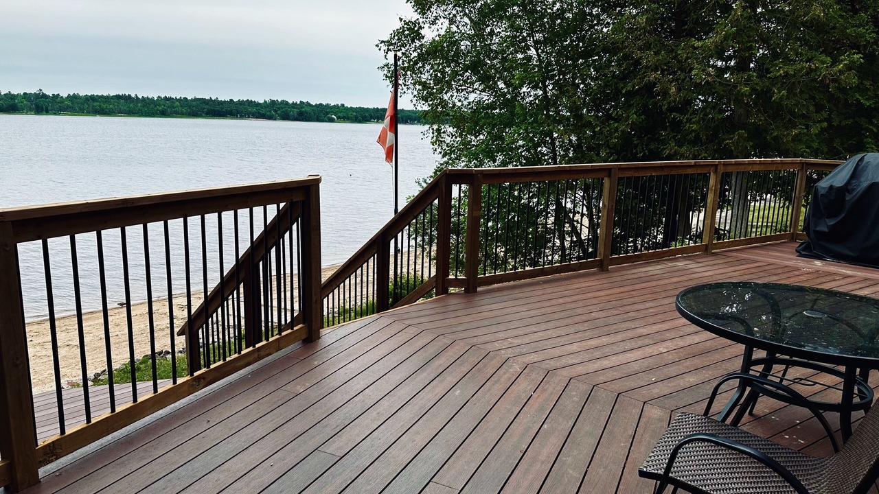 Photo of Patio Balcony in Laurentian Valley