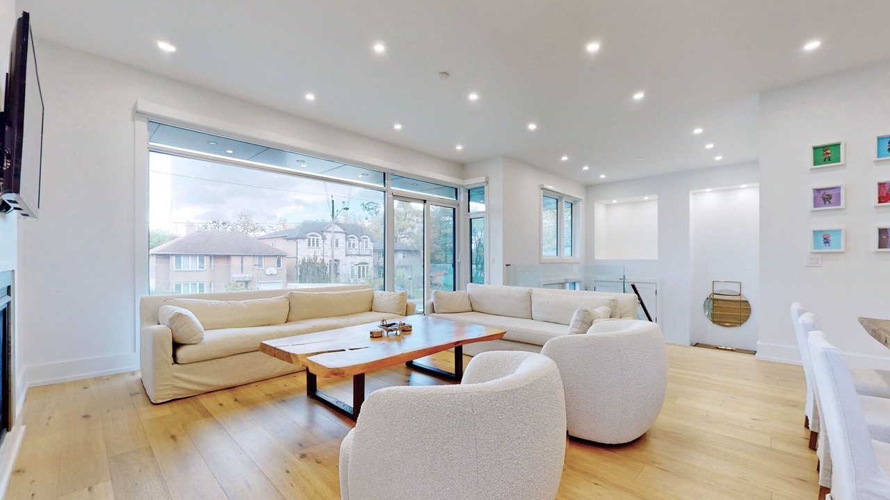 Photo of Livingroom in Midtown Toronto