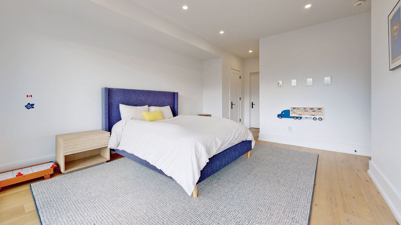 Photo of Bedroom in Midtown Toronto