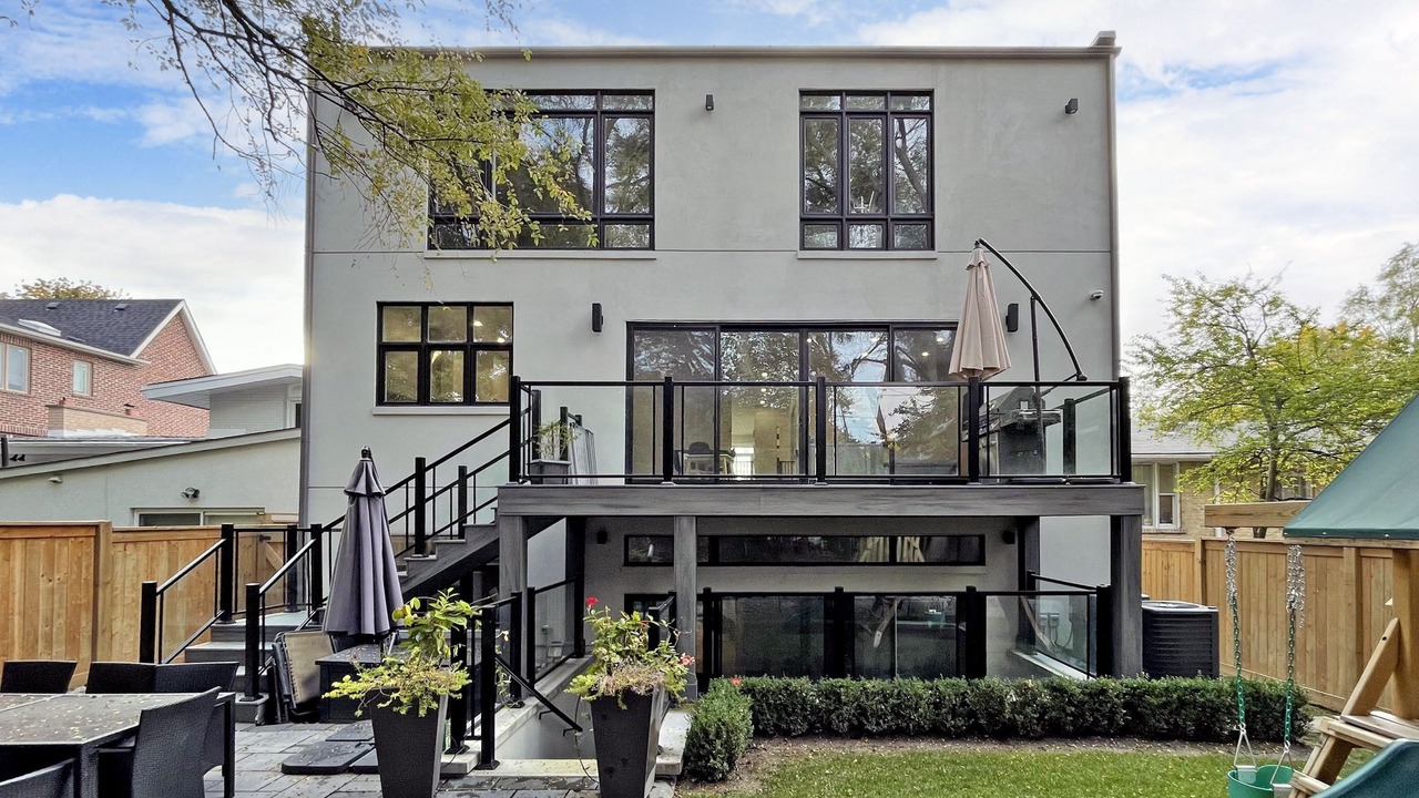 Photo of Outdoor in Midtown Toronto
