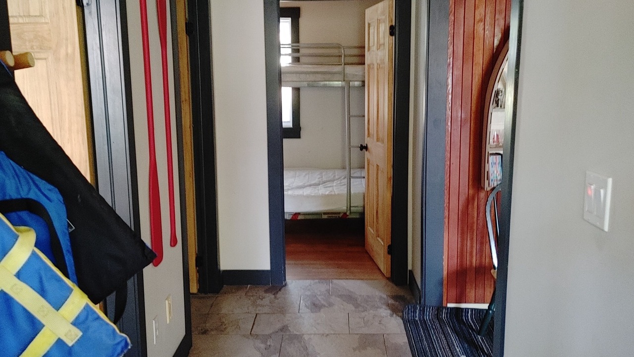 Photo of Bedroom in Gravenhurst