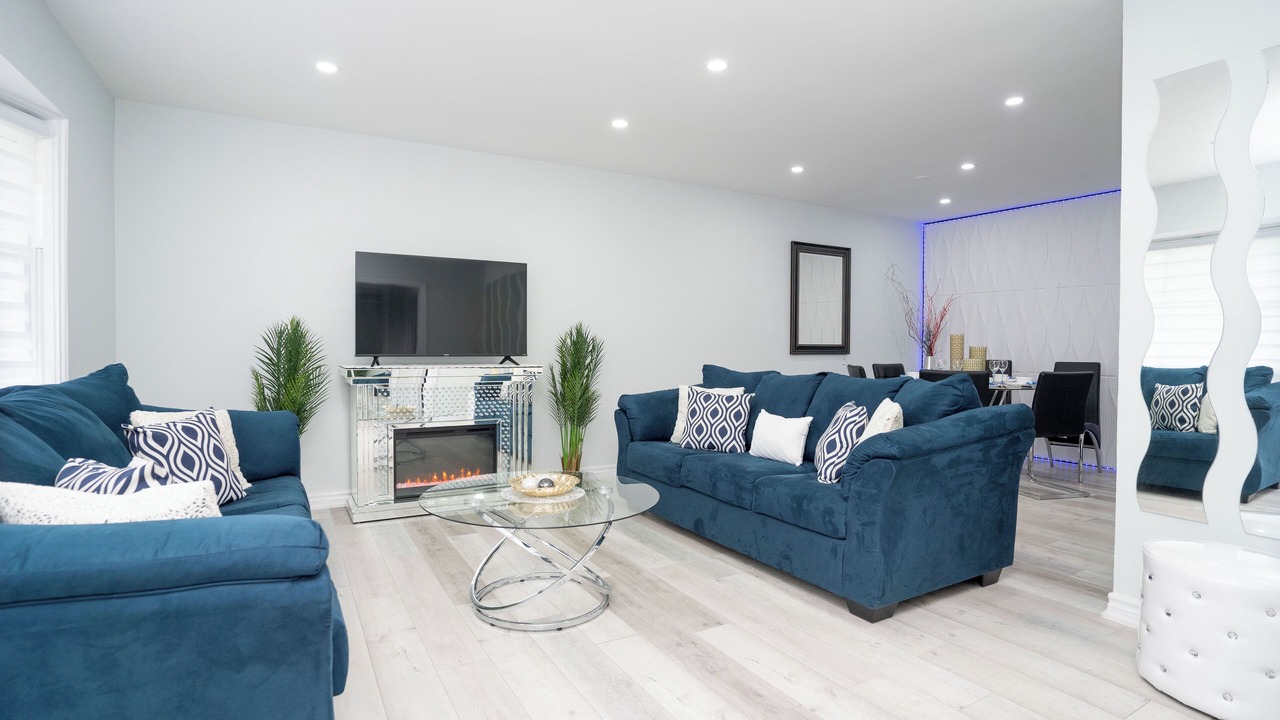 Photo of Livingroom in Brampton