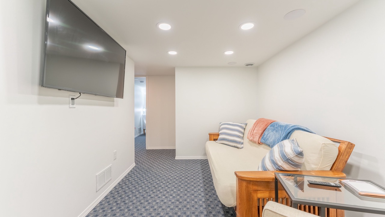 Photo of Livingroom in Powderhorn