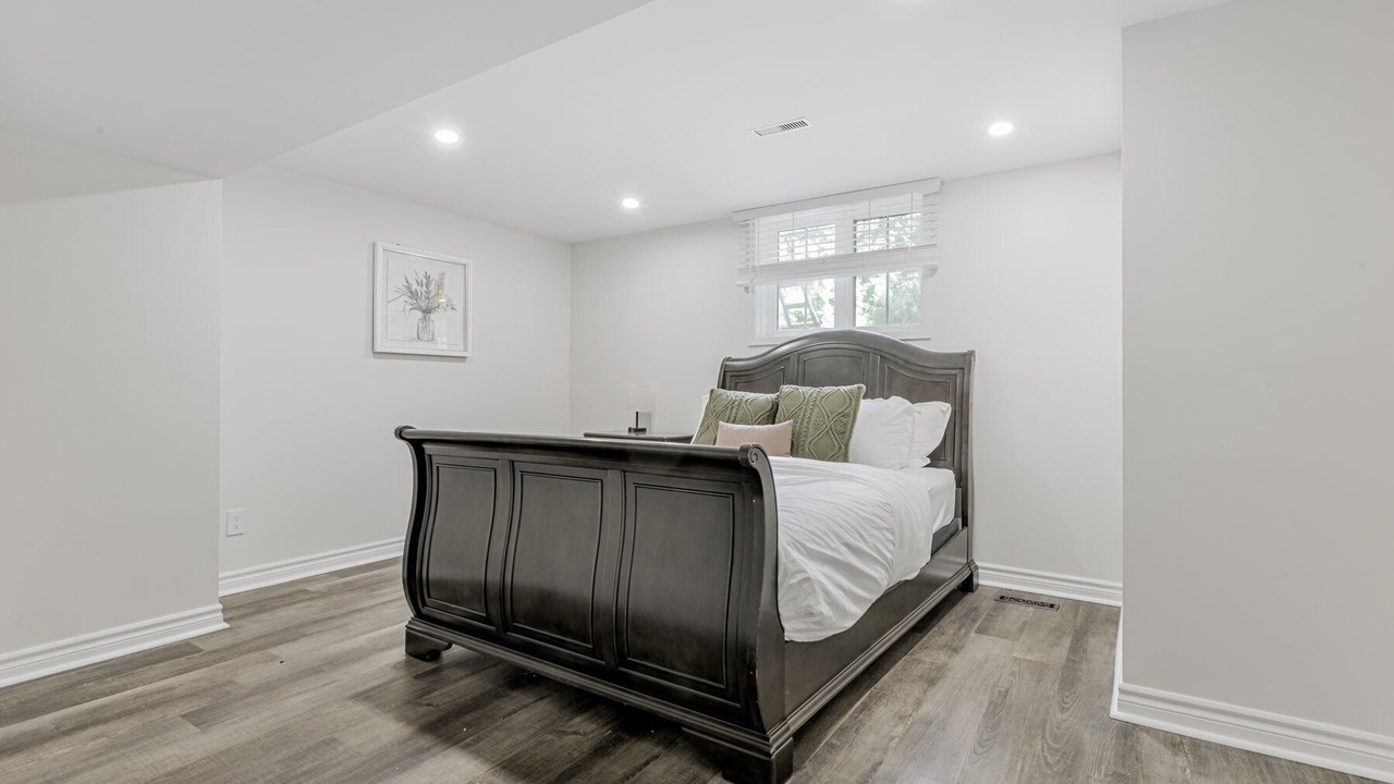 Photo of Bedroom in Big Bay Point