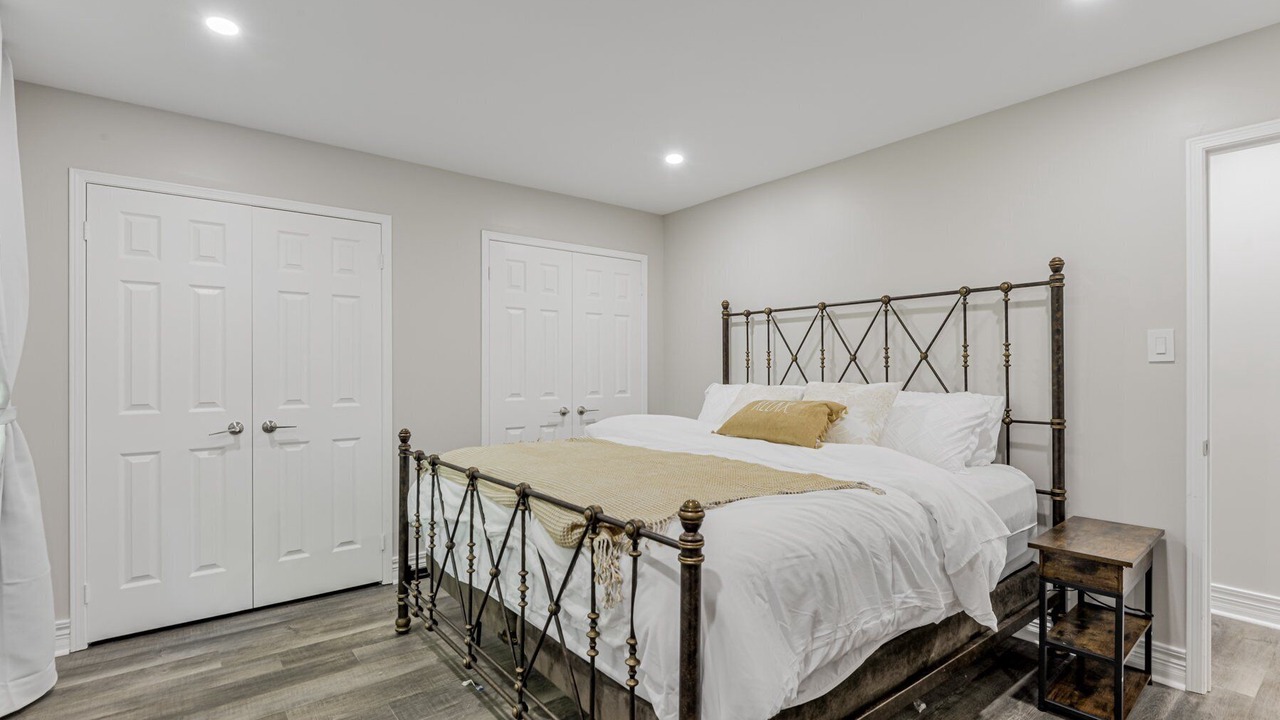 Photo of Bedroom in Big Bay Point
