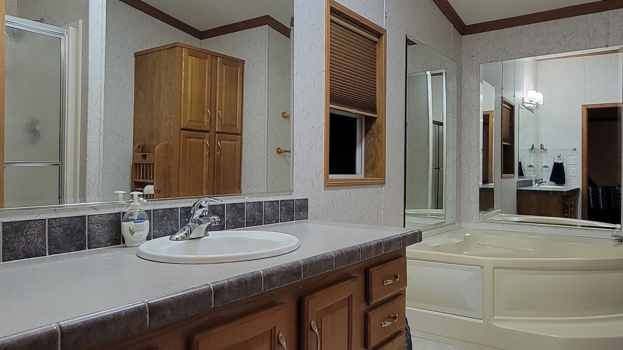Photo of Bathroom in Foster