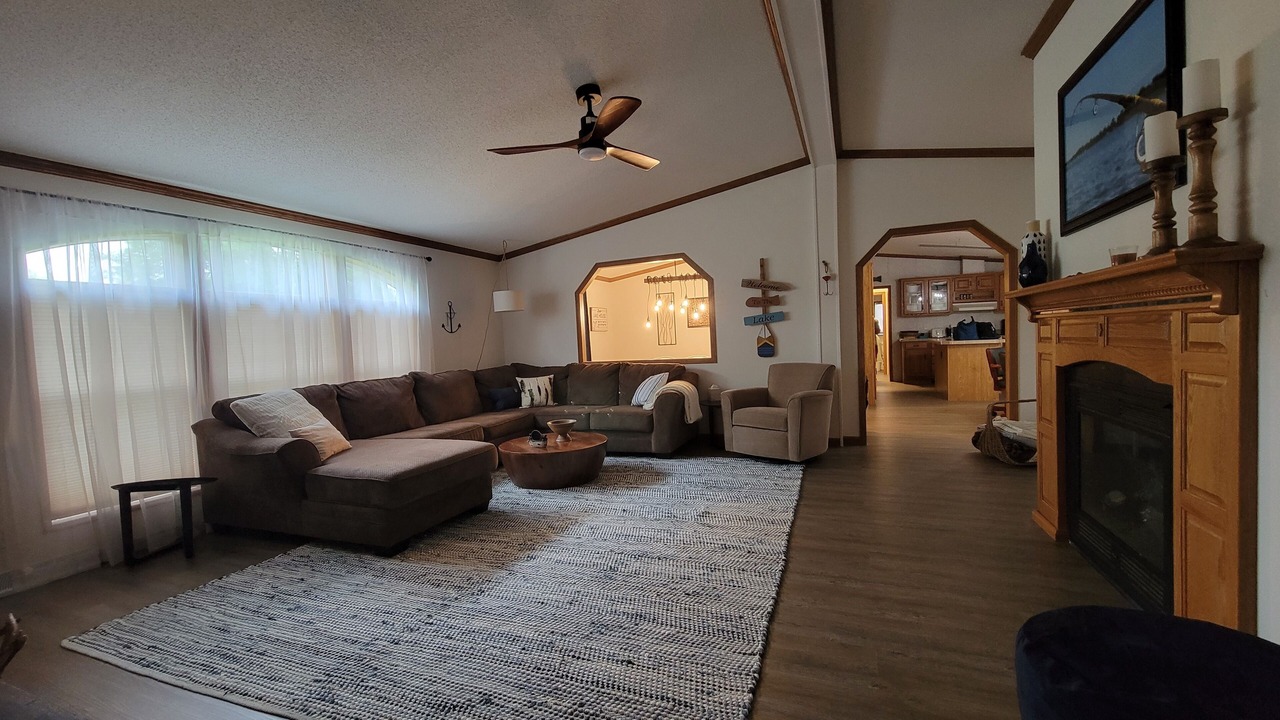 Photo of Livingroom in Foster