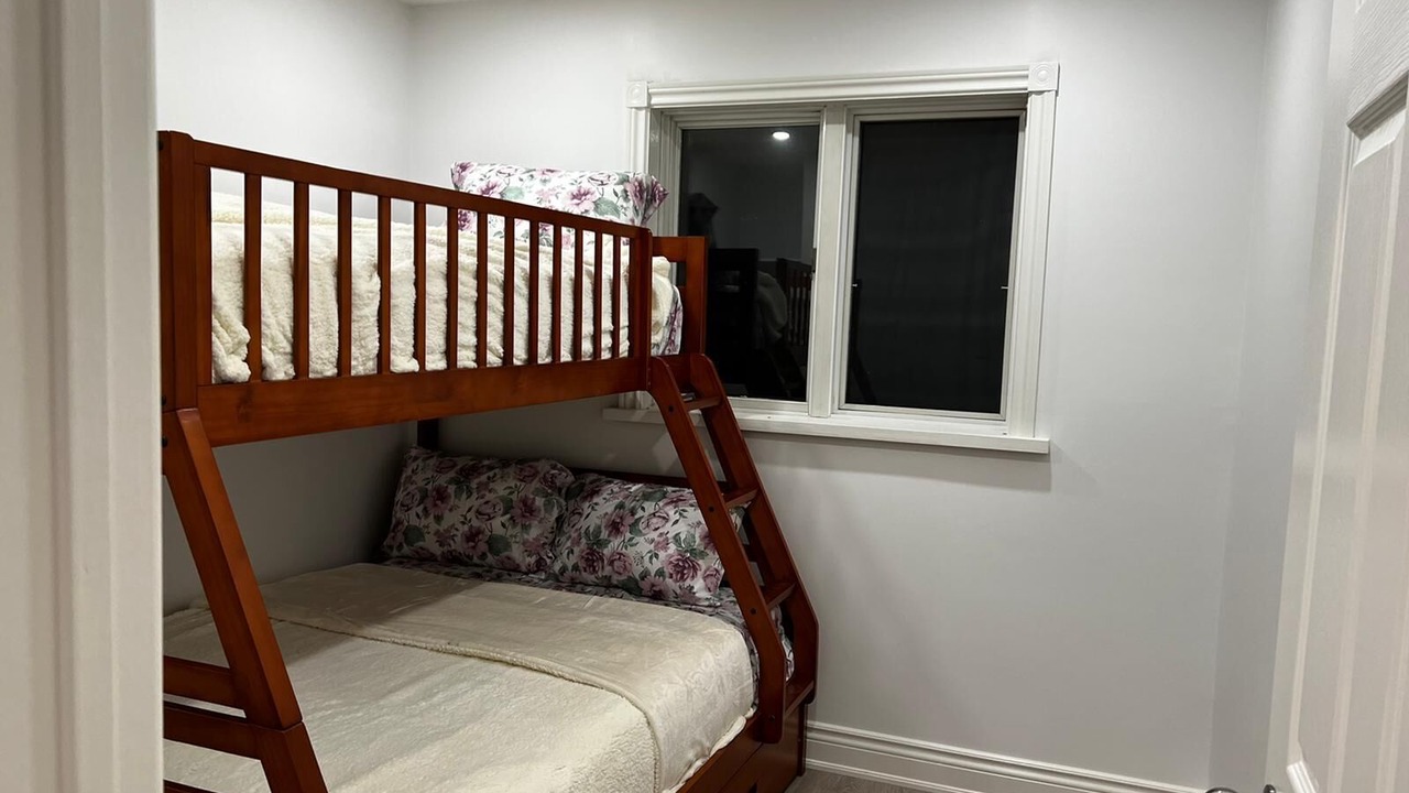 Photo of Bedroom in Bracebridge