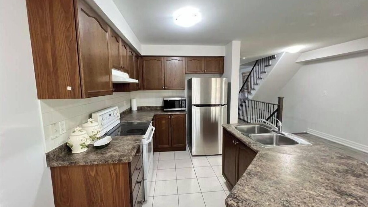 Photo of Kitchen in Meadowvale Village