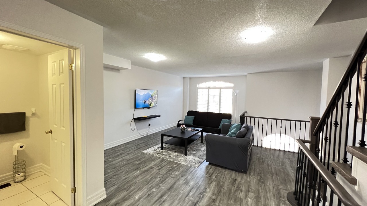 Photo of Livingroom in Meadowvale Village