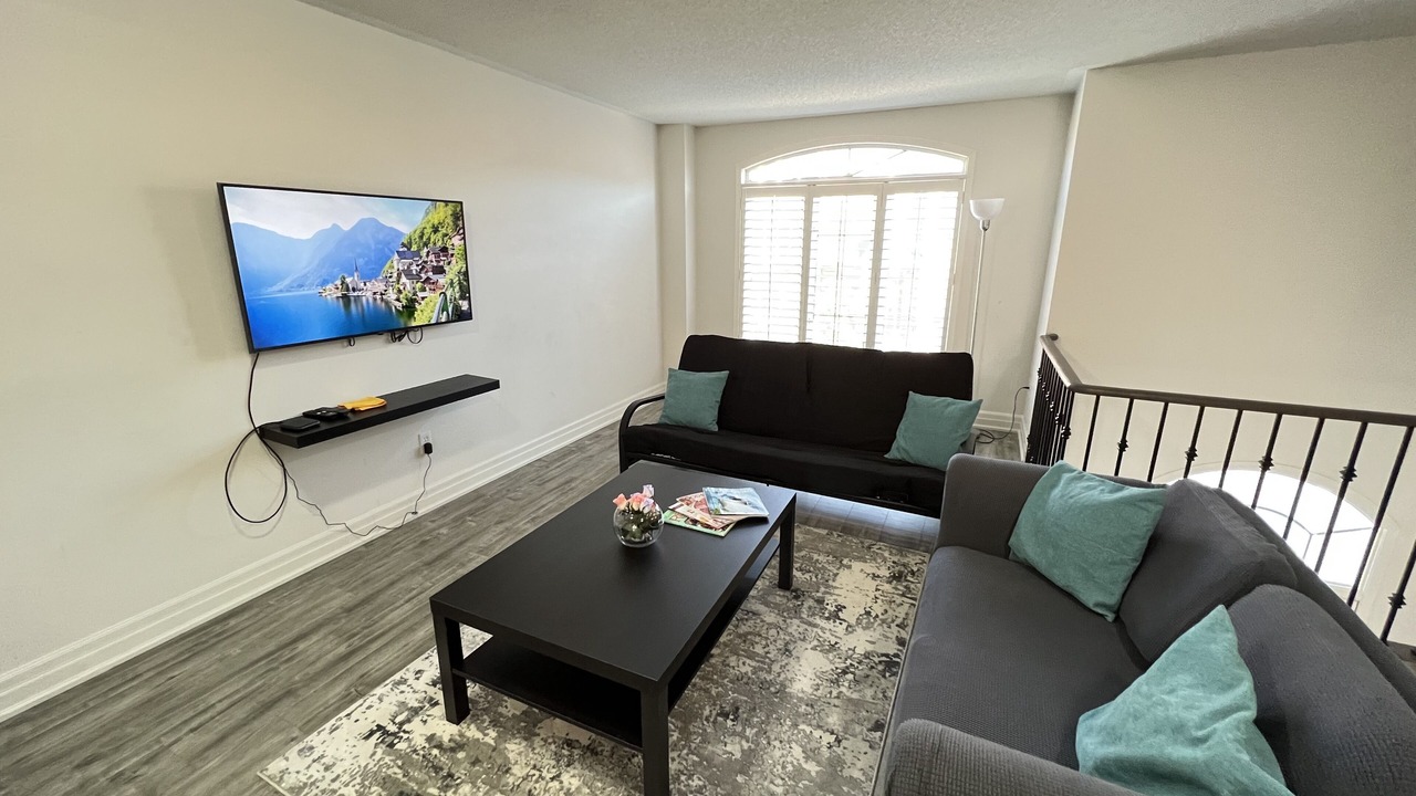 Photo of Livingroom in Meadowvale Village