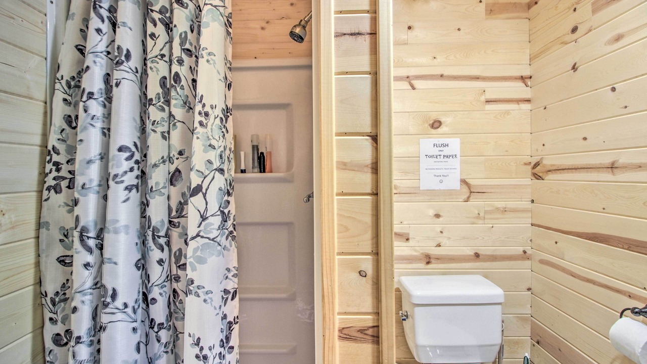 Photo of Bathroom in Cushing