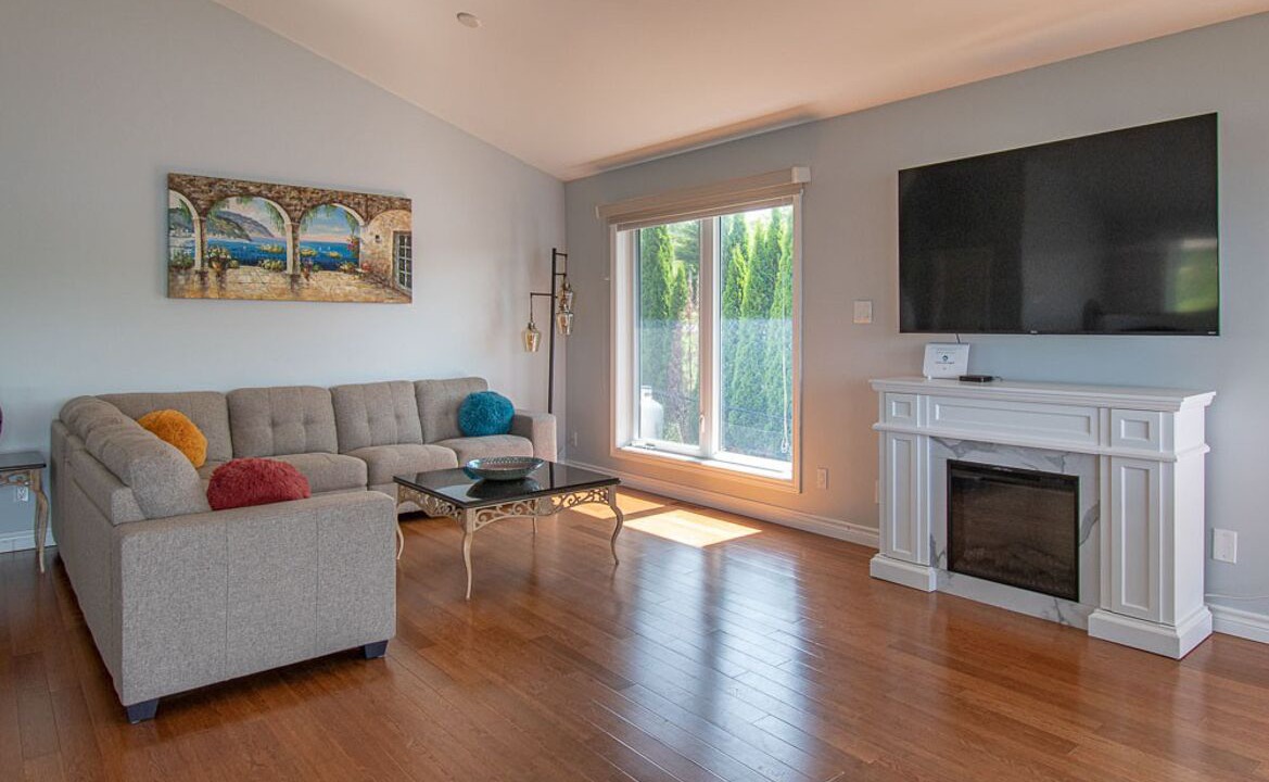 Photo of Livingroom in Midland