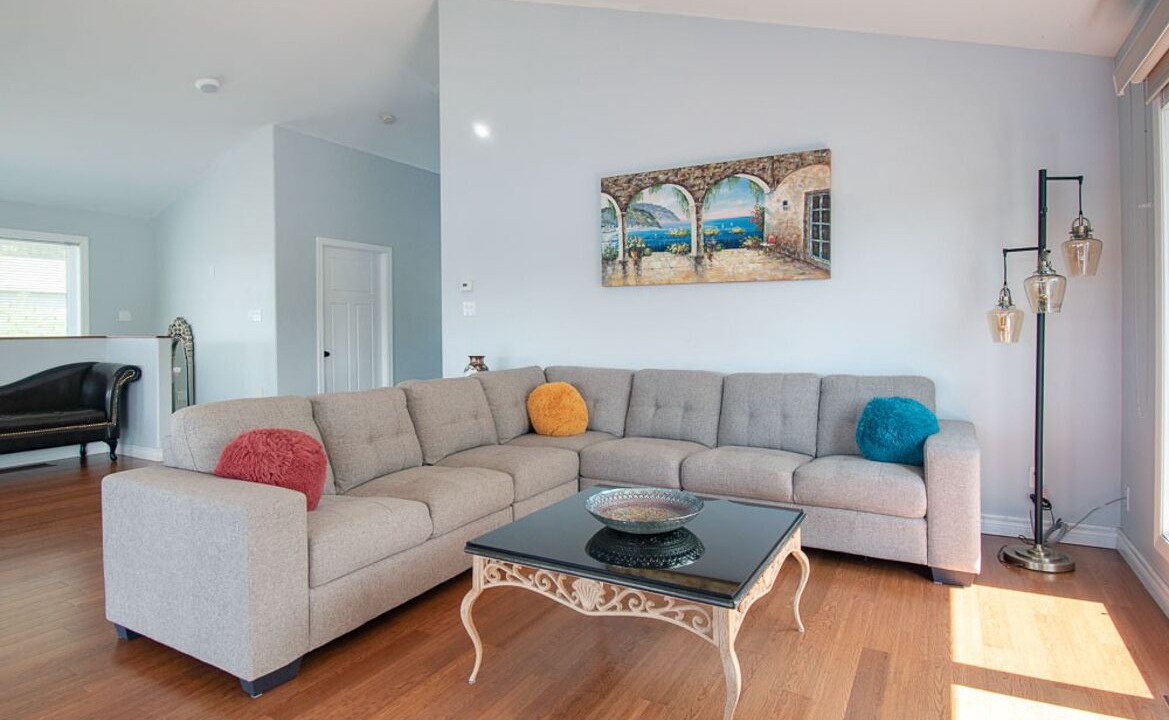 Photo of Livingroom in Midland