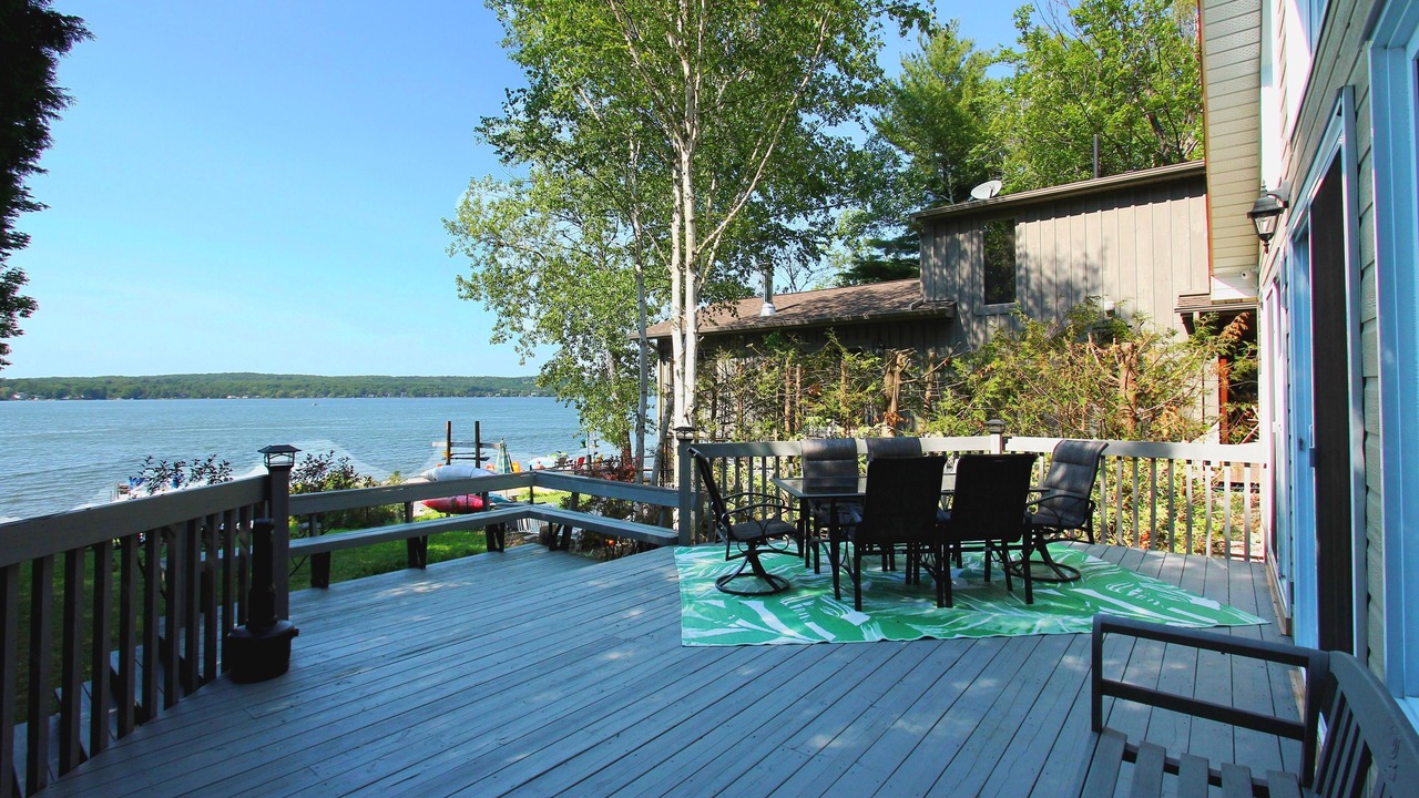 Photo of Patio Balcony in Springwater