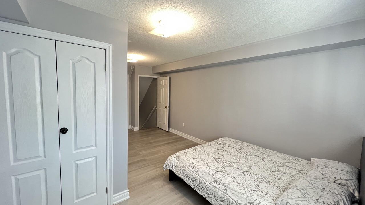 Photo of Bedroom in Meadowvale Village