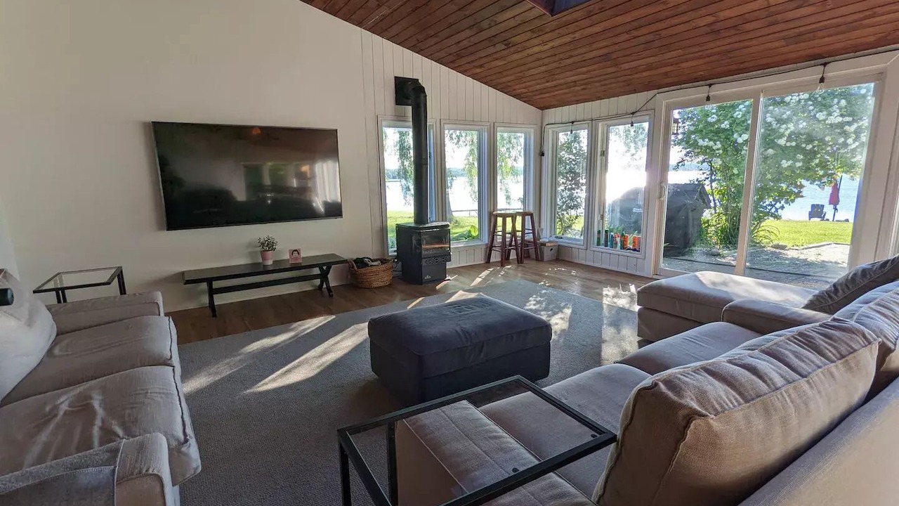 Photo of Livingroom in Springwater