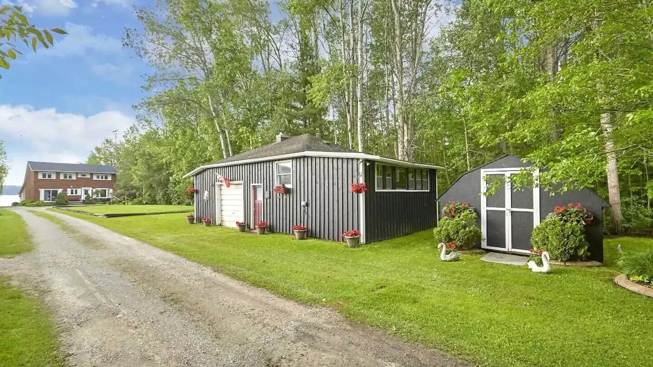 Photo of Outdoor in Springwater