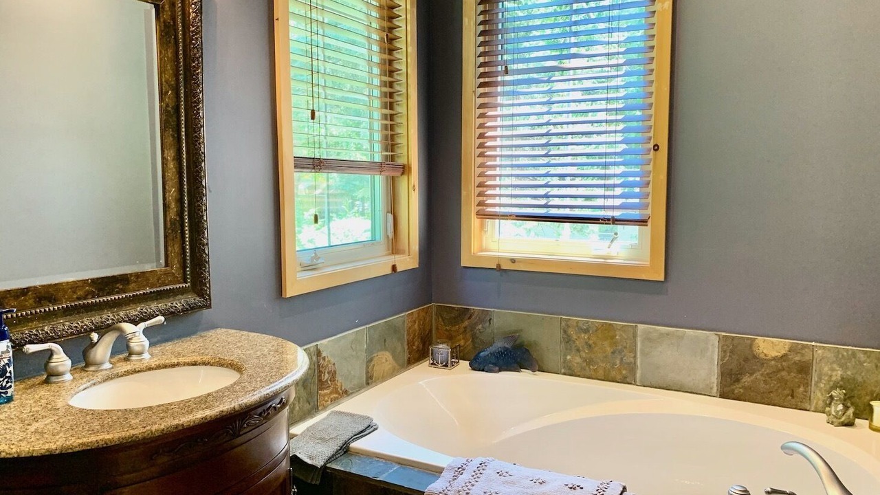 Photo of Bathroom in Scugog