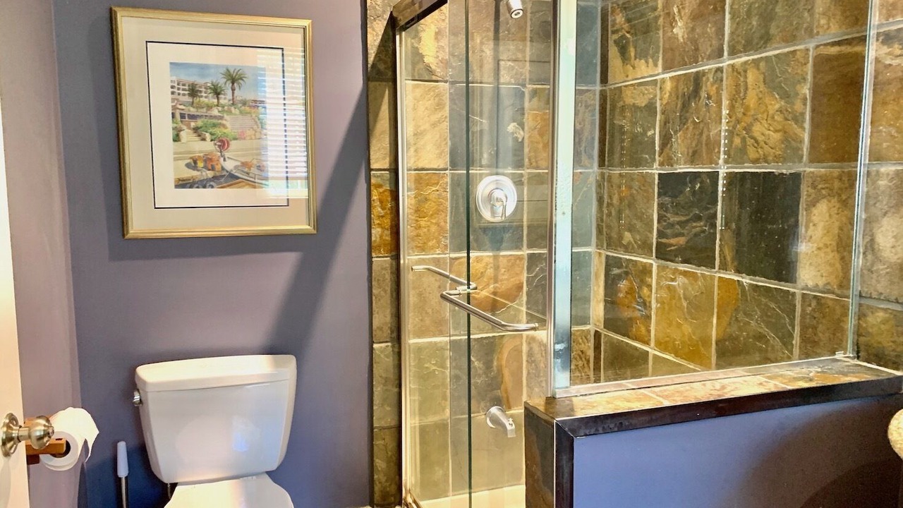 Photo of Bathroom in Scugog
