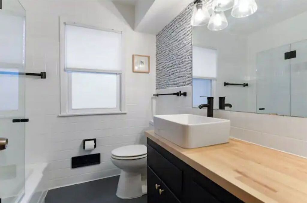 Photo of Bathroom in Fulton