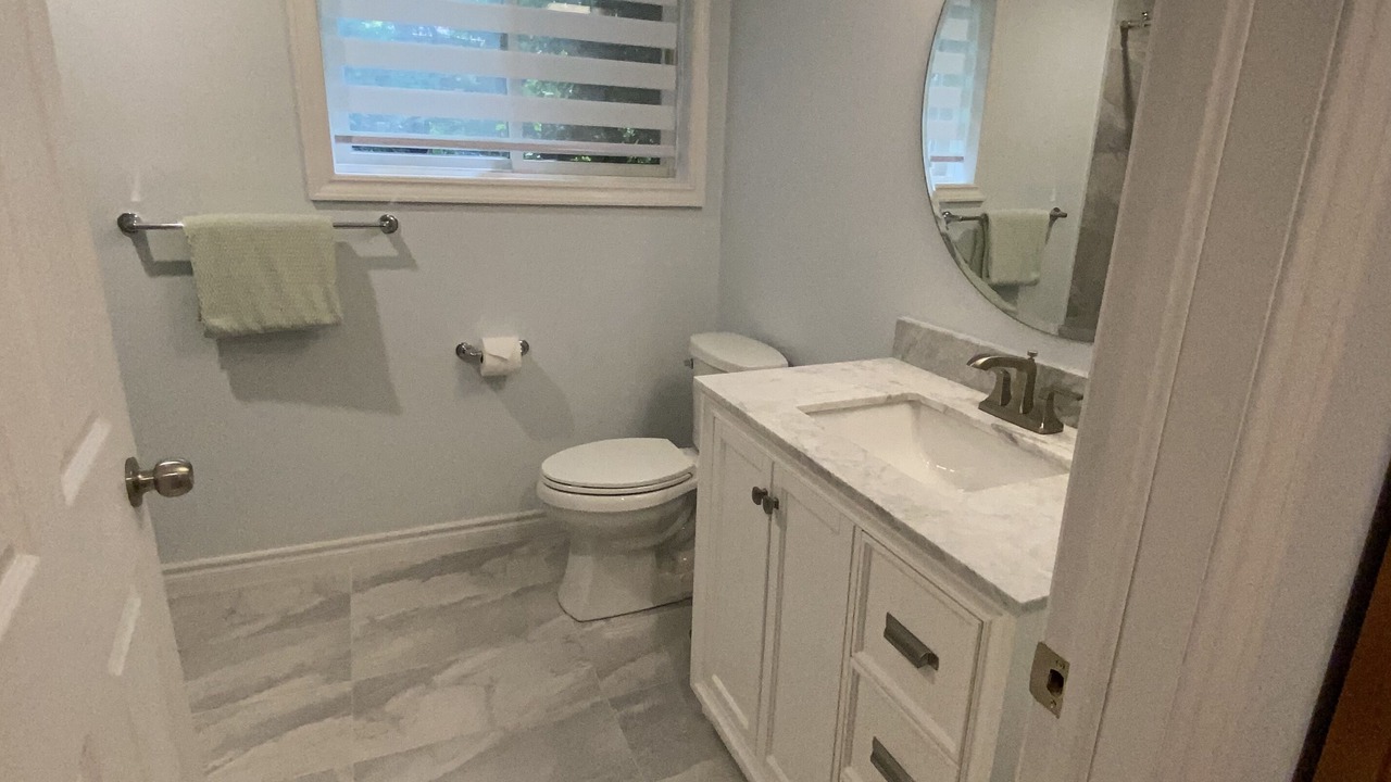 Photo of Bathroom in Grand Bend