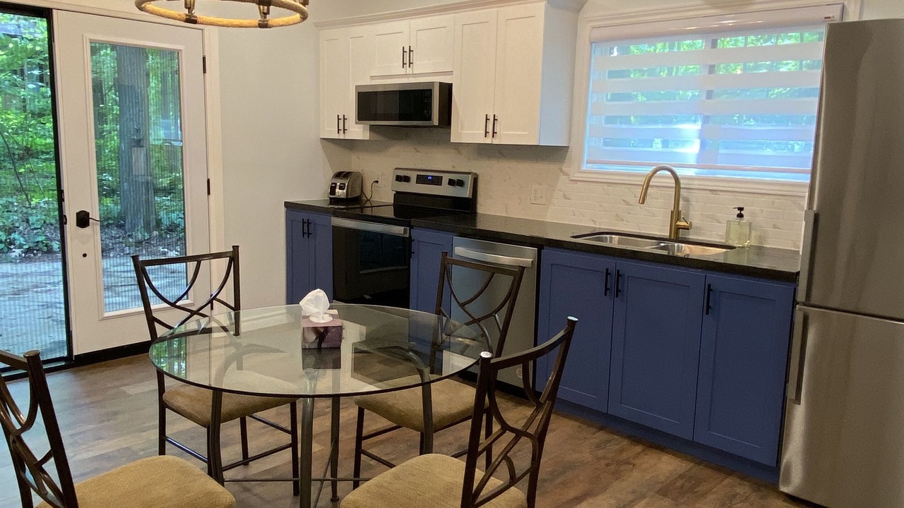Photo of Kitchen in Grand Bend