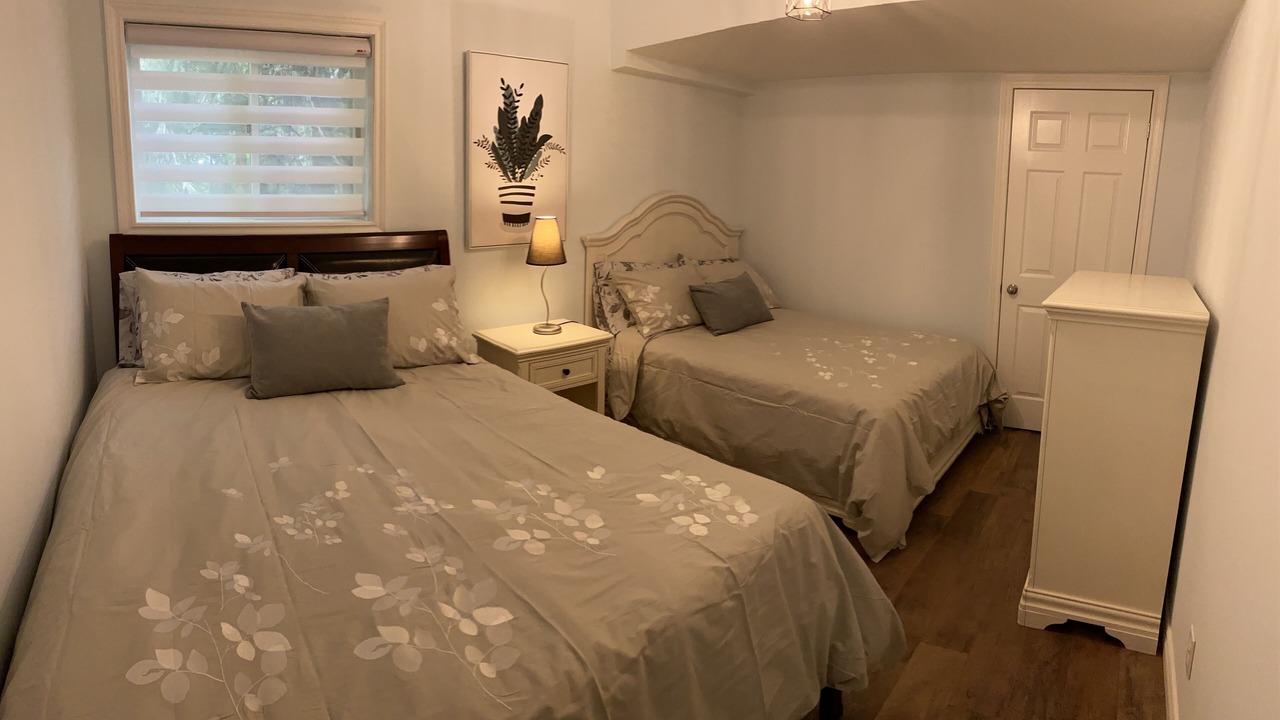 Photo of Bedroom in Grand Bend