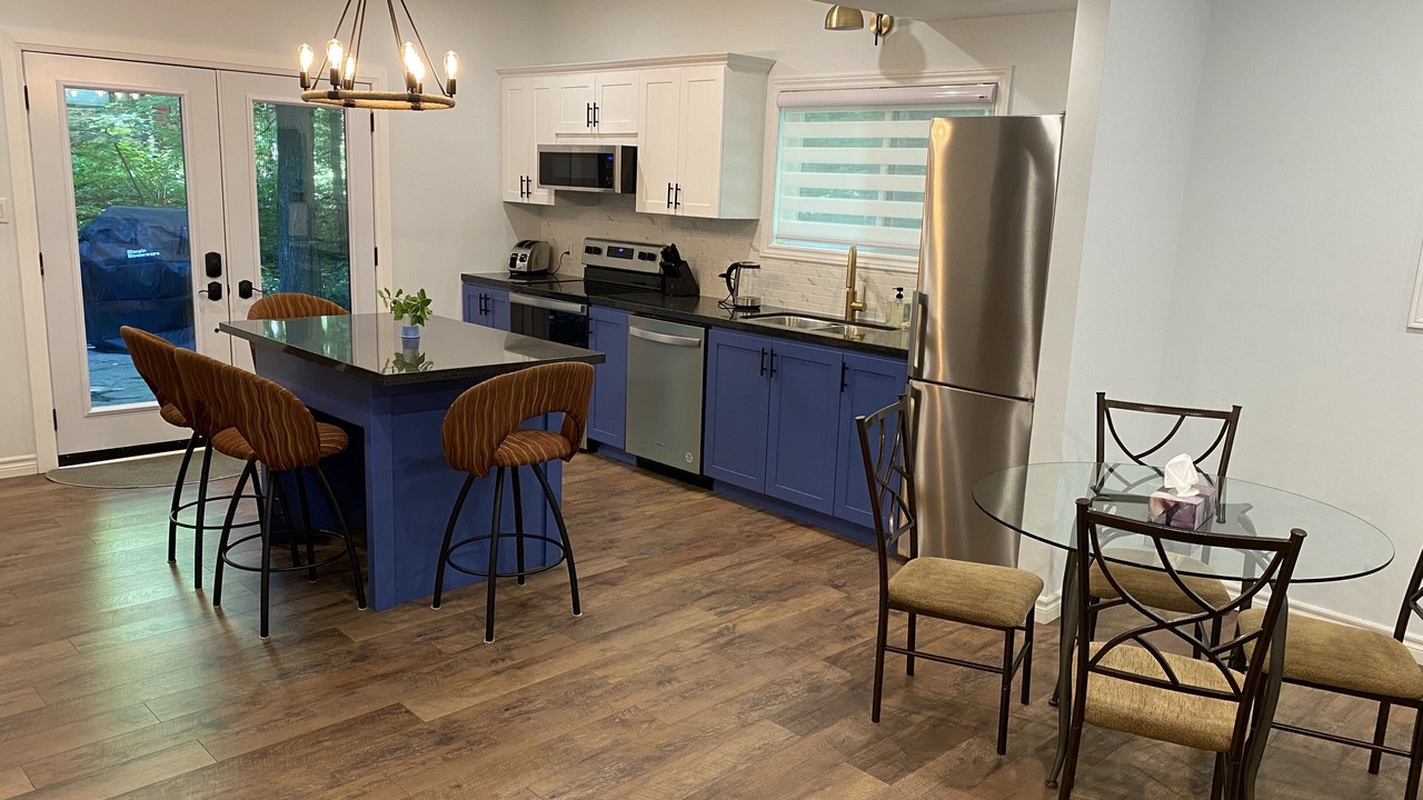 Photo of Kitchen in Grand Bend