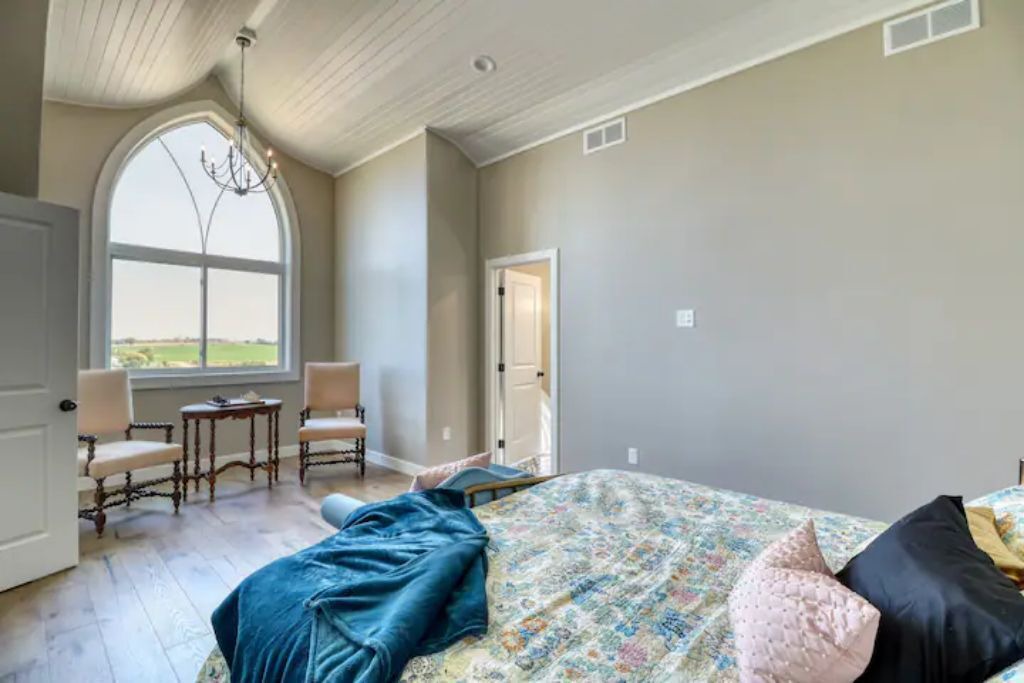 Photo of Bedroom in Richwood