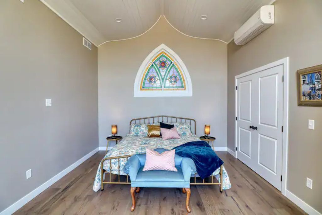 Photo of Bedroom in Richwood