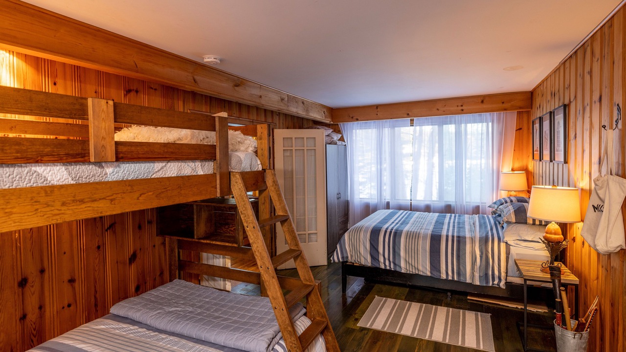 Photo of Bedroom in Novar