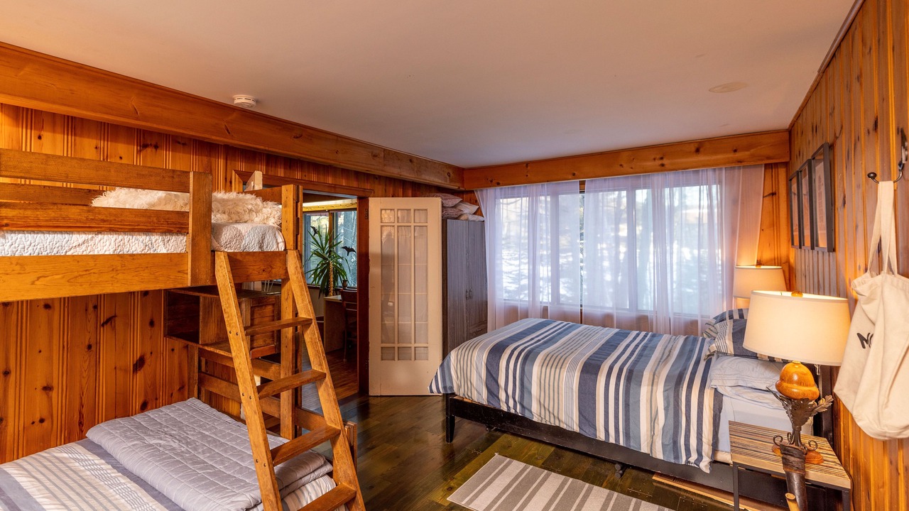 Photo of Bedroom in Novar