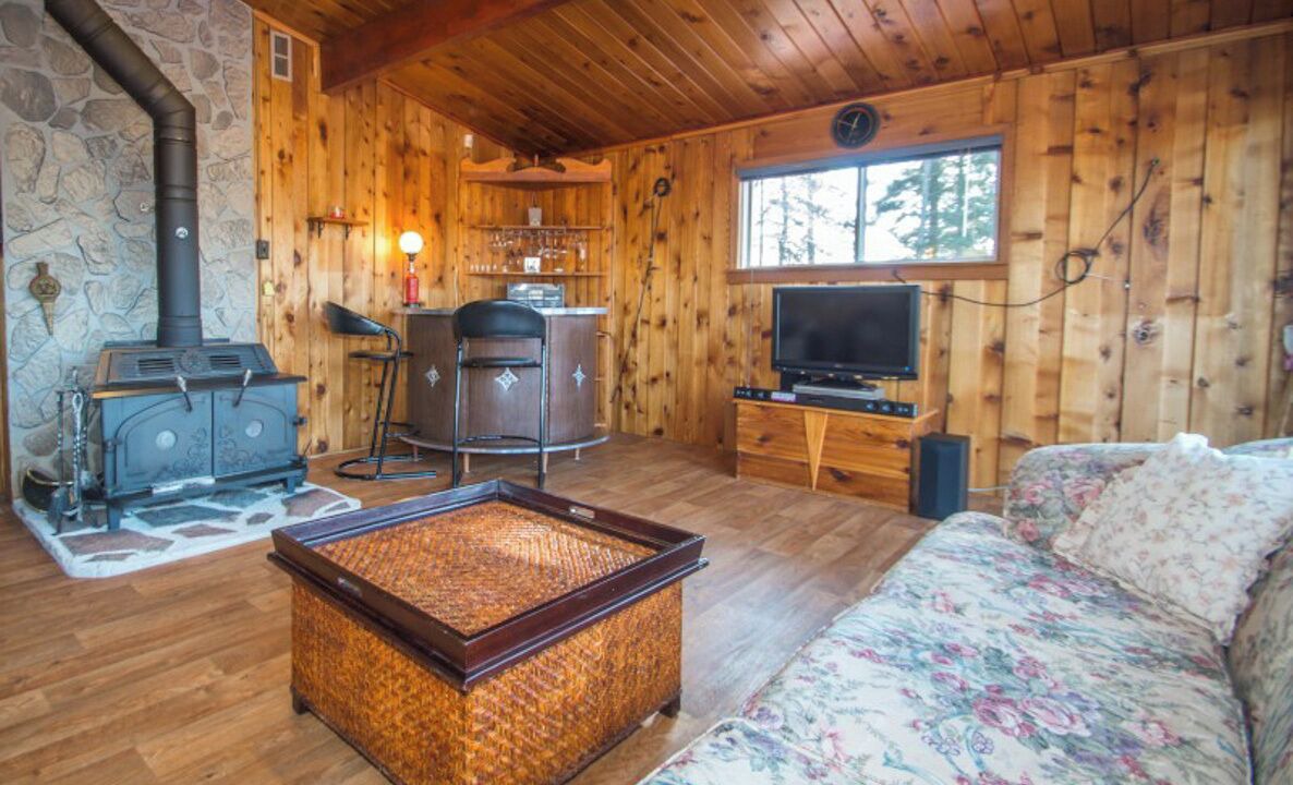 Photo of Livingroom in Ryerson