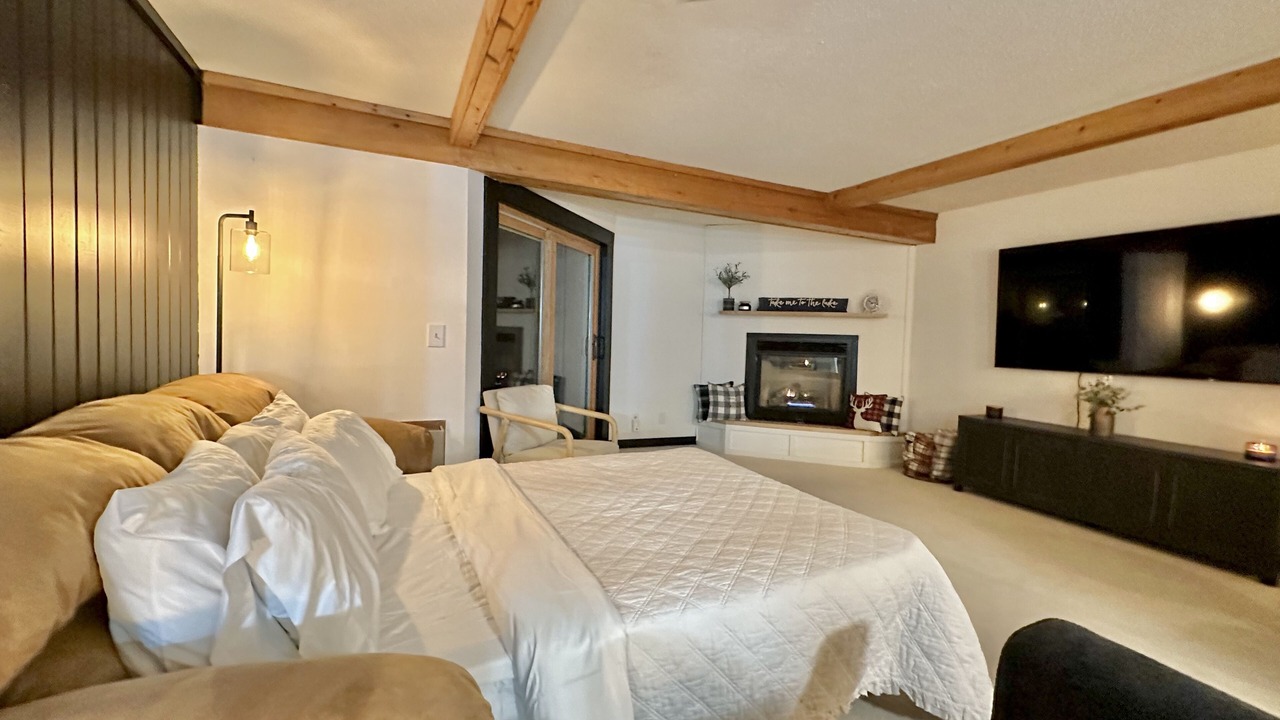 Photo of Bedroom in Hill City