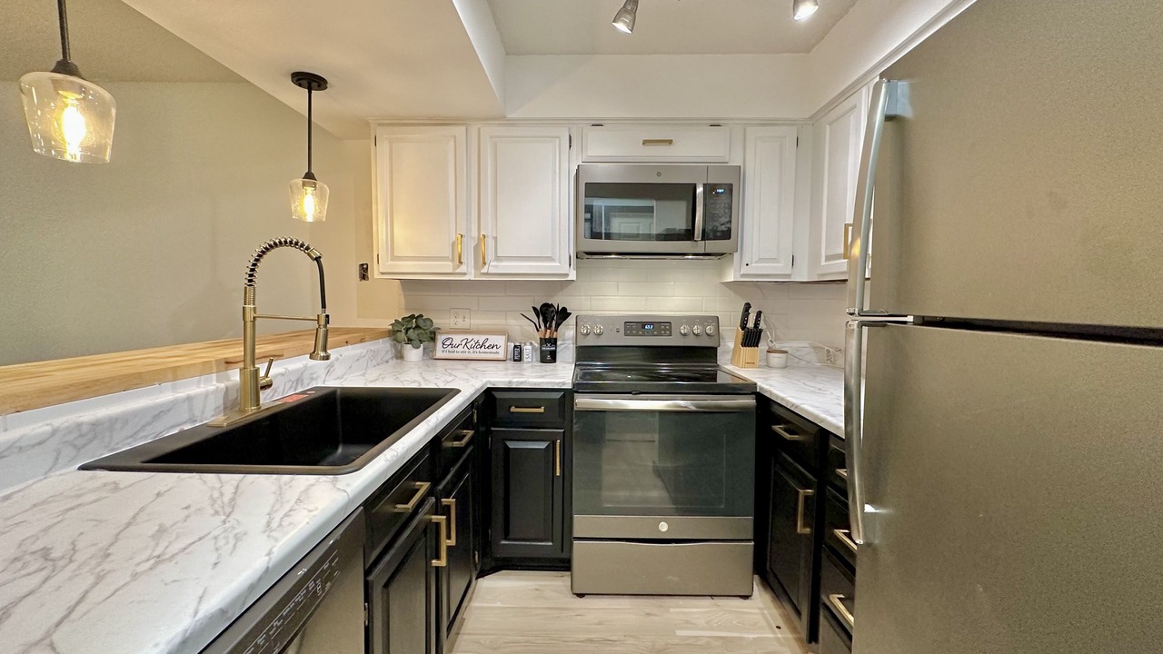 Photo of Kitchen in Hill City