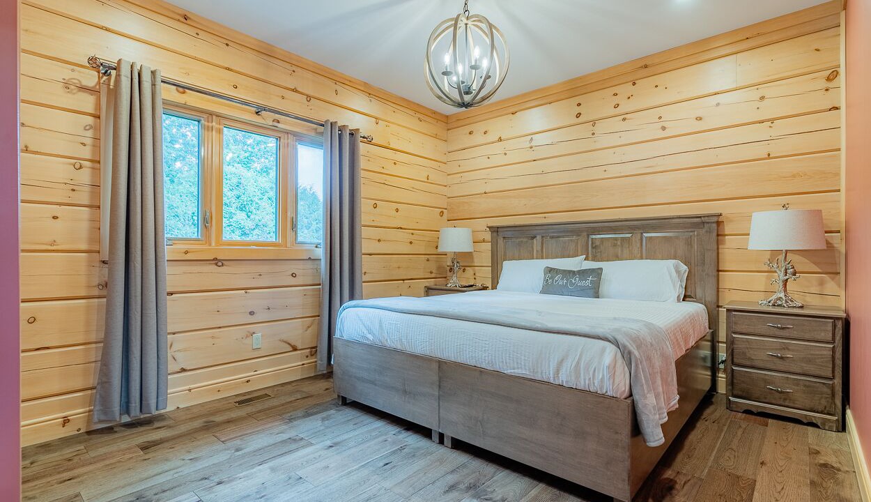 Photo of Bedroom in Bobcaygeon