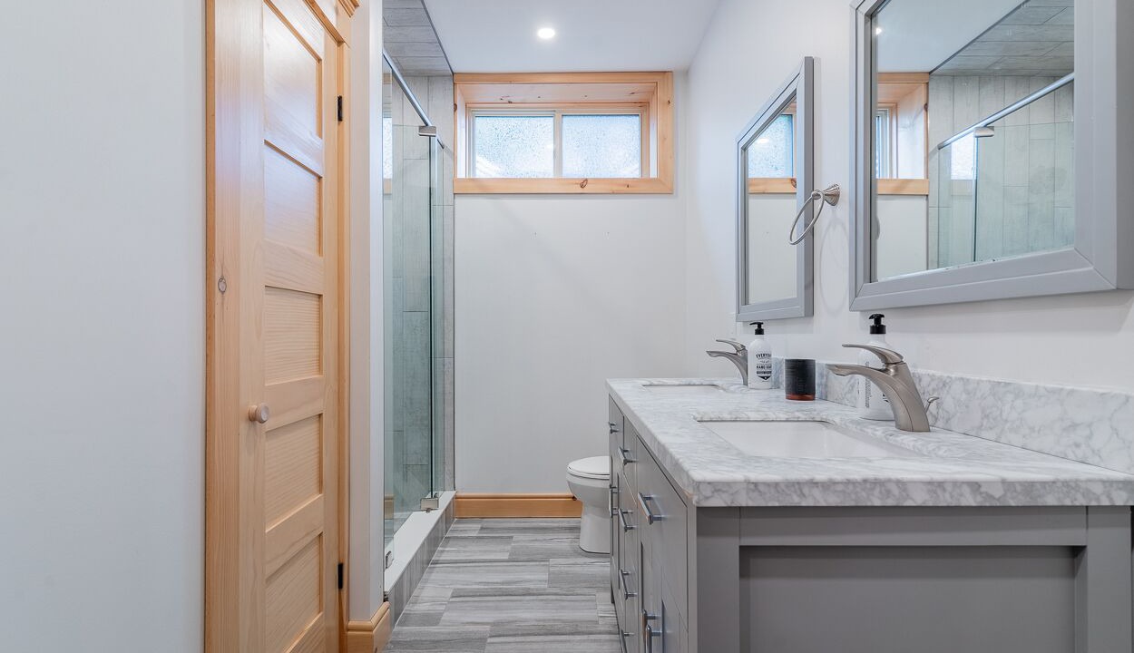 Photo of Bathroom in Bobcaygeon