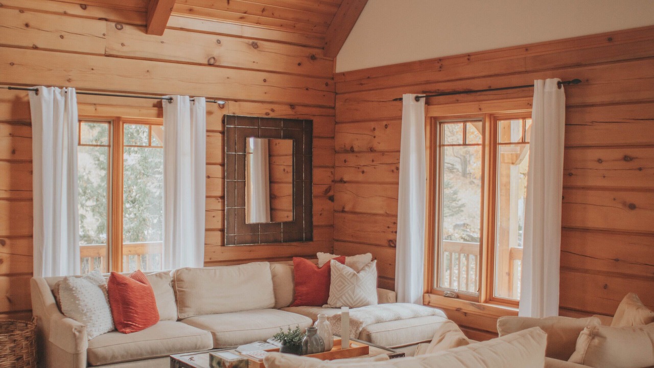 Photo of Livingroom in Madoc