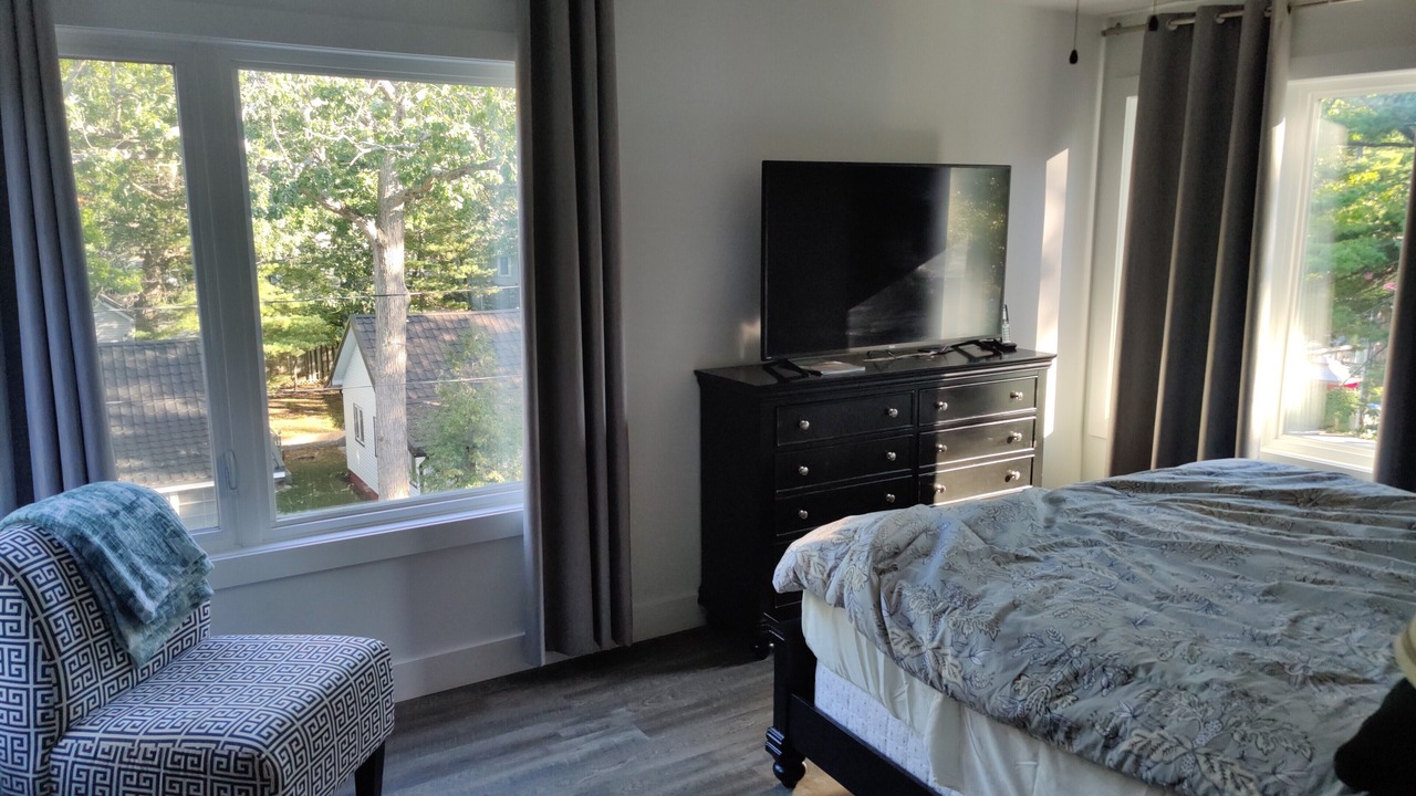 Photo of Bedroom in Grand Bend